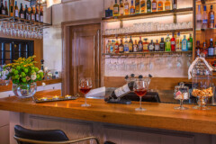 Kores Bar 182