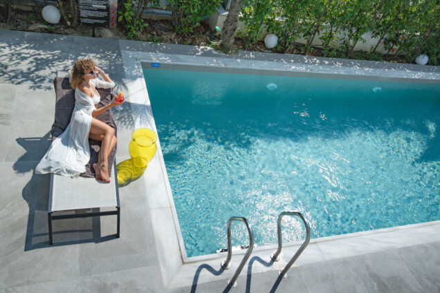 Outside swimming pool
